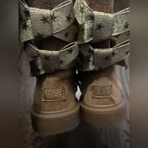 Toddler UGG Tilee boots 8